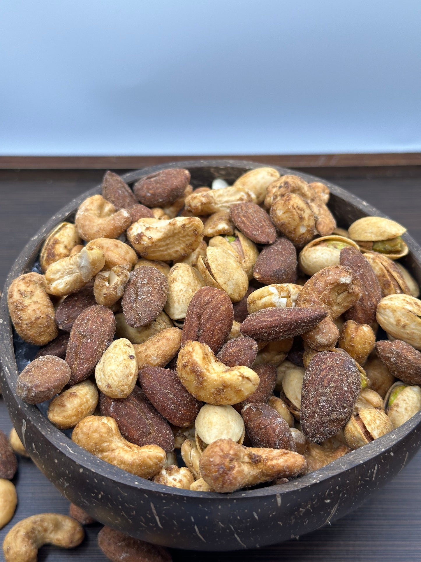 Premium Snackmischung - Cashewkerne, Mandeln, Pistazien (gewürzt)