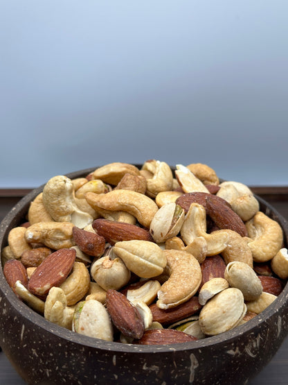 Premium Snackmischung - Cashewkerne, Mandeln, Pistazien (sauer)